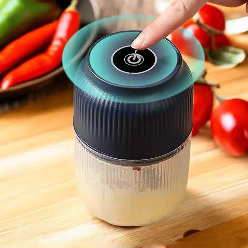 Electric Food Shredder and Mini Meat Grinder - USB Rechargeable Kitchen Gadget for Garlic Puree, Minced Meat, Vegetables, and More